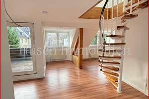 *huesch-immobilien*
Renovierte 2-Zimmer-Dachgeschosswohnung mit Balkon + Spitzboden in Essen-Zentru – Die vollständige Adresse der Immobilie erhältst du vom Anbieter., 45143 Altendorf, Essen – Vorschaubild 1