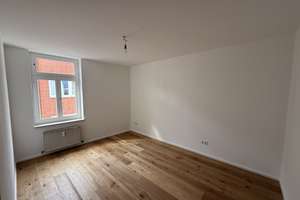 Erstbezug nach Sanierung: Helle und geräumige 2-Zimmerwohnung mit Einbauküche – Adlerstr. 32, 65183 Mitte, Wiesbaden – Vorschaubild 4