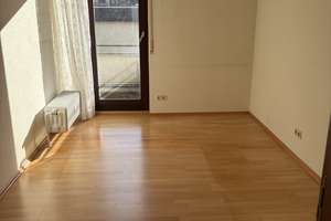 Großzügige 5,5-Zimmer-Wohnung in Stuttgart-Heumaden – Die vollständige Adresse der Immobilie erhältst du vom Anbieter., 70619 Heumaden, Stuttgart – Vorschaubild 13