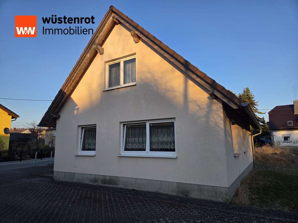 Immobilie in Neukirch/Lausitz - Kleines Einfamilienhaus mit Nebengelass in Neukirch - Bild 1