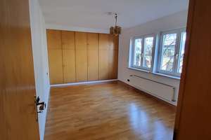 Große 4 1/2 Zimmerwohnung mit Balkon im Stuttgarter Westen – Lenaustr. 4, 70193 Kräherwald, Stuttgart – Vorschaubild 9