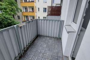 Großzügige 3-Zimmerwohnung mit Balkon und Einbauküche! – Podbielskistraße 172, 30177 List, Hannover – Vorschaubild 5