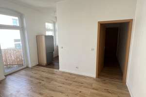 **kleine 2 Zimmerwohnung mit Balkon und Einbauküche, ideal für Studenten oder Auszubildende** – Wolfenbütteler Straße 45, 39112 Sudenburg, Magdeburg – Vorschaubild 8