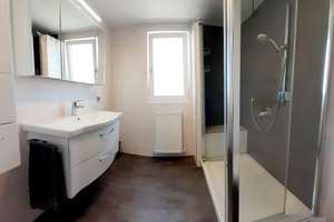 Stilvolle, gepflegte 2-Zimmer-Wohnung mit Balkon, EBK+EBS in Stuttgart – Die vollständige Adresse der Immobilie erhältst du vom Anbieter., 70563 Rosental, Stuttgart – Vorschaubild 12