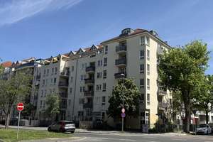 Perfekt zum Selbstwohnen – sonnige 2-Zimmer-Wohnung in Dresden-Striesen – Die vollständige Adresse der Immobilie erhältst du vom Anbieter., 1309 Striesen-Süd, Dresden – Vorschaubild 1