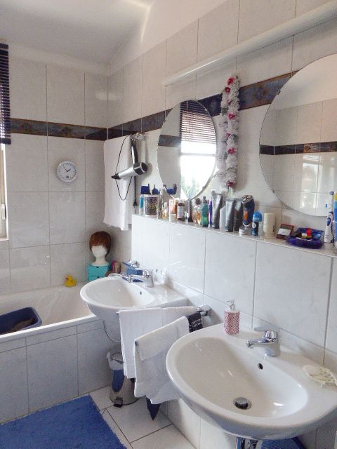 Penthouse Top-Lage von Rödelheim.. V-E-R-K-A-U-F-T image