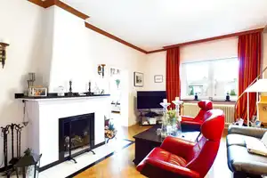 Aussergewöhnliches TOP Stadthaus mit Blick auf Spessart und Kurpark – Main-Kinzig-Kreis – Vorschaubild 4
