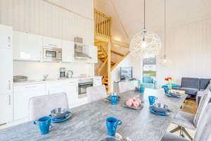 Stilvolles Küstenidyll mit Loft-Charakter - großzügiges Ferienhaus in direkter Strandnähe – Die vollständige Adresse der Immobilie erhältst du vom Anbieter., 24376 Kappeln – Vorschaubild 1