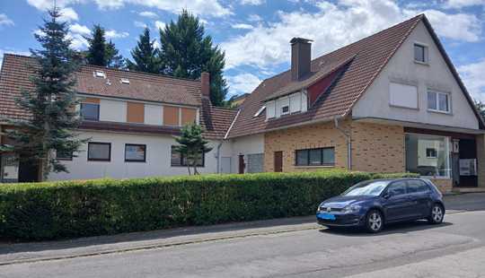 Bild von Für Anleger: Zwei Zweifamilienhäuser mit großem Grundstück und 13 Garagen in Göttingen Elliehausen