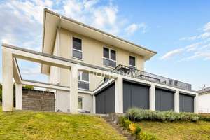 Exklusives Einfamilienhaus in ruhiger Lage mit tollem Ausblick – Stilvoll, modern und bezugsfertig – Die vollständige Adresse der Immobilie erhältst du vom Anbieter., 61479 Glashütten – Vorschaubild 1
