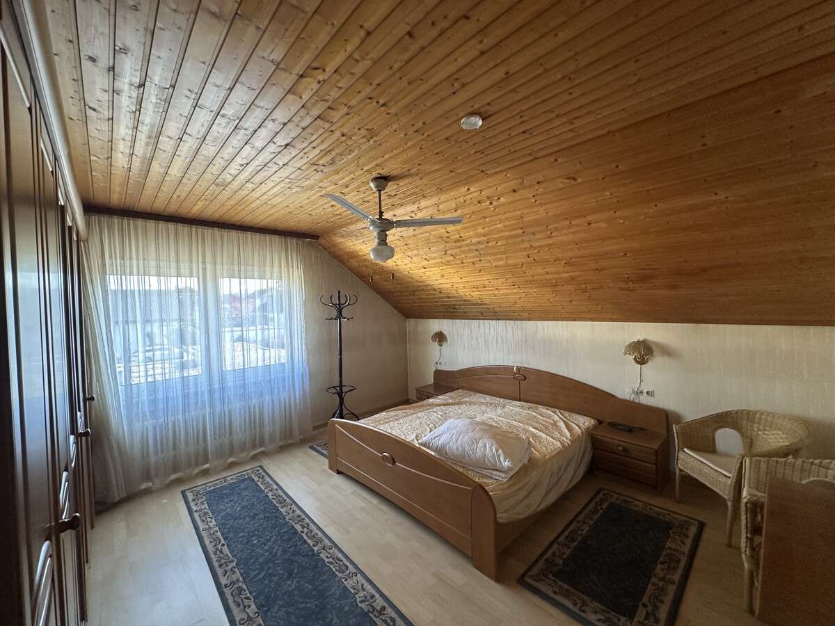 Immobilie in Eschenbach - Bezugsfreie Doppelhaushälfte mit Wohlfühlfaktor in ruhiger Lage - Bild 2