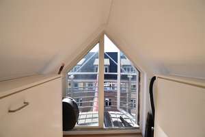 Modernes Altstadtflair! 5-Zi-Maisonette-Penthouse mit EBK & 2 Balkonen – Ratinger Straße 28, 40213 Altstadt, Düsseldorf – Vorschaubild 17
