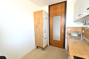 Traumhafte 3 ZKB-Wohnung, Balkon, EBK, gepflegte Wohnanlage - TG optional - Nähe Uni-Klinik – Rößlestraße 32, 86156 Kriegshaber, Augsburg – Vorschaubild 9
