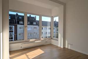 2-Zi.-Whg. (Rücklage ca. 16.600,- €) modernisiert und mit Balkon in Pempelfort – Die vollständige Adresse der Immobilie erhältst du vom Anbieter., 40479 Pempelfort, Düsseldorf – Vorschaubild 4
