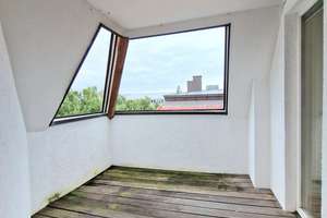 Elegante DG-Maisonette-Wohnung mit lichtdurchflutetem Wohnbereich, Kamin und Loggia – Die vollständige Adresse der Immobilie erhältst du vom Anbieter., 70372 Seelberg, Stuttgart – Vorschaubild 5
