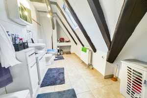 Mit dieser Anzeige könnte der Weg zum Hausbesitzer inkl. Einliegerwohnung für Sie beginnen! – Ludwigsburg (Kreis) – Vorschaubild 13