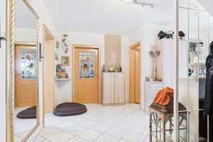Einfamilienhaus in ruhiger Lage mit schönem Garten! – Günzburg (Kreis) – Vorschaubild 4