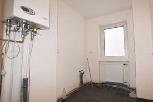 Bezugsfreie 4-Zimmer Familienwohnung im trendigen Charlottenburg. Frisch saniert. – Die vollständige Adresse der Immobilie erhältst du vom Anbieter., 10589 Charlottenburg, Berlin – Vorschaubild 3