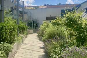 Helle 4 Zimmer Helle 4 Zimmer  Wohnung - Loggia mit Ausblick über ruhigen grünen Innenhof – Watzmannstraße 4, 81541 Obergiesing, München – Vorschaubild 17