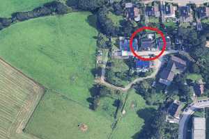 Freistehendes Einfamilienhaus mit Pool und Photovoltaikanlage in ruhiger Lage in Witten-Vormholz  – Vormholzer Ring 69D, 58456 Ennepe-Ruhr-Kreis – Vorschaubild 1