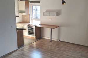 Zentral gelegene 3-Zimmer-Wohnung am Tivoli,  Nähe Hauptbahnhof ab 01.3.2025 – Rüppurrer Str. 106, 76137 Karlsruhe – Vorschaubild 11