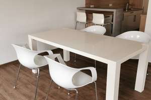 Möblierte 2-Zimmer-Wohnung im Zentrum Metzingens – Schönbeinstrasse 12, 72555 Metzingen – Vorschaubild 4