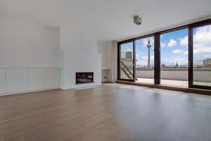 Zwischen Soho House und Skyline - 6-Zimmer Penthouse-Maisonette mit 3 Terrassen im Scheunenviertel – Linienstrasse 217, 10119 Mitte (Ortsteil), Berlin – Vorschaubild 2