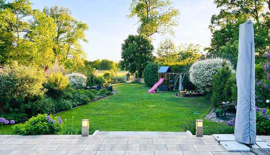 Bild von Einfamilienhaus mit ca. 4.000 m² Grünland und Scheune – ideal für Pferde-/Tierhaltung