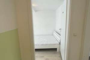 Möbliertes Shared Apartment in Stuttgart-Hedelfingen ab Sofort – Hedelfinger Platz 1, 70329 Hedelfingen (Ortsteil), Stuttgart – Vorschaubild 3
