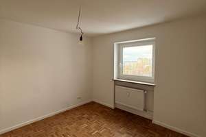 Moderne 3-Zimmer-Wohnung mit Stadtblick in München – Kafkastraße 62, 81737 Neuperlach, München – Vorschaubild 3