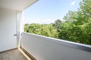 Komfortabel wohnen mit Weitblick: Attraktive 2-Zimmer-Wohnung mit Aufzug in Leverkusen-Steinbüchel – 51377 Steinbüchel, Leverkusen – Vorschaubild 2