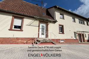 Sanierte Dach-ETW mit Loggia und gemeinschaftlichem Garten