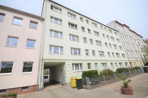 Attraktive 3-Zimmer-Wohnung am Schellheimer Platz in Stadtfeld-Ost! – Schellheimerplatz 3, 39108 Stadtfeld Ost, Magdeburg – Vorschaubild 2
