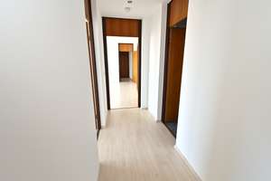 Traumhafte 3 ZKB-Wohnung, Balkon, EBK, gepflegte Wohnanlage - TG optional - Nähe Uni-Klinik – Rößlestraße 32, 86156 Kriegshaber, Augsburg – Vorschaubild 19