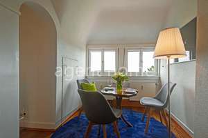 MÖBLIERT - TRAUMHAFTE AUSSICHT - Helle Wohnung im Villenviertel – Die vollständige Adresse der Immobilie erhältst du vom Anbieter., 70184 Gänsheide, Stuttgart – Vorschaubild 2