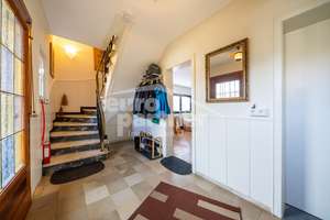 Schickes Wohnhaus mit Einliegerwohnung im Stadtteil Idar! – Die vollständige Adresse der Immobilie erhältst du vom Anbieter., 55743 Idar-Oberstein – Vorschaubild 2
