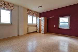 Zwei Familien, ein Traum – Bezahlbares und großzügiges Wohnen in Stockstadt am Main!
 – Aschaffenburg (Kreis) – Vorschaubild 4