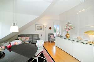 Dachgeschosswohnung mit Balkon und TG-Stellplatz – Gepflegte Kapitalanlage in München-Forstenried – Karl-Valentin-Str. 44, 81476 Forstenried, München – Vorschaubild 3