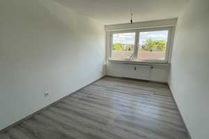 4-Zimmer-Wohnung in Alt-Wolfsburg (Erstbezug nach Sanierung mit Loggia und EBK) – Neue Reihe 12, 38448 Wolfsburg – Vorschaubild 8