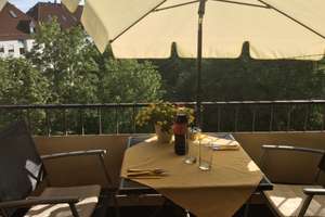 Traumhafte 4,5-Zimmer Maisonette-Wohnung mit Loggia im Augsburger Universitätsviertel