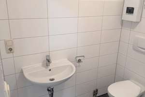 St. Peter ! Nestchen unterm Dach, 1-Zimmer-App., 19 m², Laminat, ohne Balkon, 4.OG ohne Aufzug – Die vollständige Adresse der Immobilie erhältst du vom Anbieter., 90478 Glockenhof, Nürnberg – Vorschaubild 6