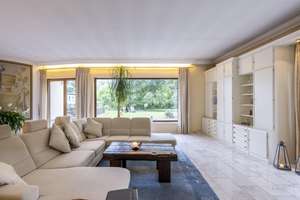 Einzigartige Traum-Villa  – Die vollständige Adresse der Immobilie erhältst du vom Anbieter., 80995 Lerchenau-West, München – Vorschaubild 12