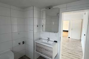 Ab sofort zu vermieten 3 Zimmer-Wohnung für WG-Gründung oder bestehende 3er-WG – Die vollständige Adresse der Immobilie erhältst du vom Anbieter., 76351 Linkenheim-Hochstetten – Vorschaubild 12