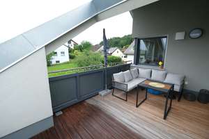 Moderne Neubau-Dachgeschosswohnung mit Loggia und gehobener Ausstattung in Metten – Die vollständige Adresse der Immobilie erhältst du vom Anbieter., 94526 Metten – Vorschaubild 8