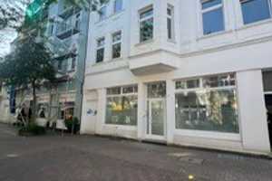 Komplett saniert! - Top-Investment mit Eigennutzungsoption – Jetzt einziehen oder vermieten! – Augustastraße 6, 47198 Duisburg – Vorschaubild 1