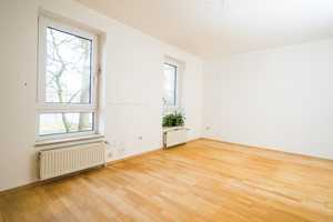 Großes Reihenhaus mit fünf geräumigen Zimmern + Garten + Garage + PKW Stellplatz in Langenhagen – Hannover (Kreis) – Vorschaubild 14