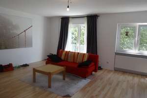 "ENTDECKE DIE MÖGLICHKEITEN !" Interessantes kleines Mehrfamilienhaus auf Erbpachtgrundstück! – Die vollständige Adresse der Immobilie erhältst du vom Anbieter., 60529 Schwanheim, Frankfurt am Main – Vorschaubild 13