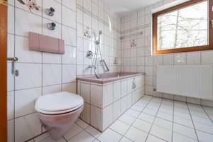Schuch Immobilien - Raumwunder mit separater Einliegerwohnung in Blicklage – Die vollständige Adresse der Immobilie erhältst du vom Anbieter., 65817 Eppstein – Vorschaubild 23