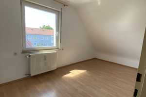 Unterhalb vom Wartberg - Ansprechende 3-Zimmer-DG-Wohnung mit EBK in Heilbronn  – Heilbronn – Vorschaubild 11