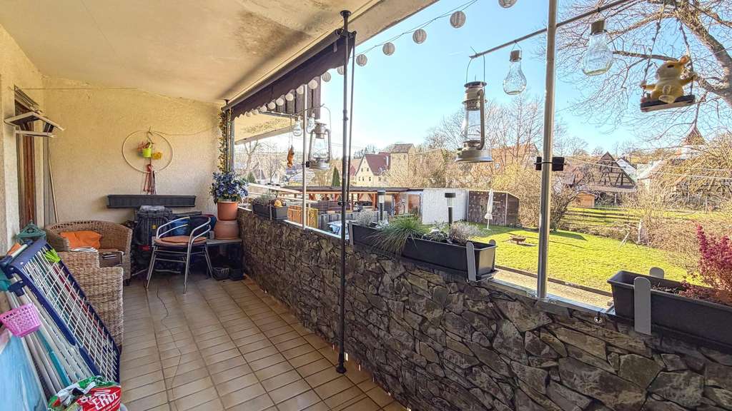 Immobilie in Weil der Stadt - Singles, Paare & Kapitalanleger aufgepasst: Charmantes Zuhause mit Blick ins Grüne! - Bild 1